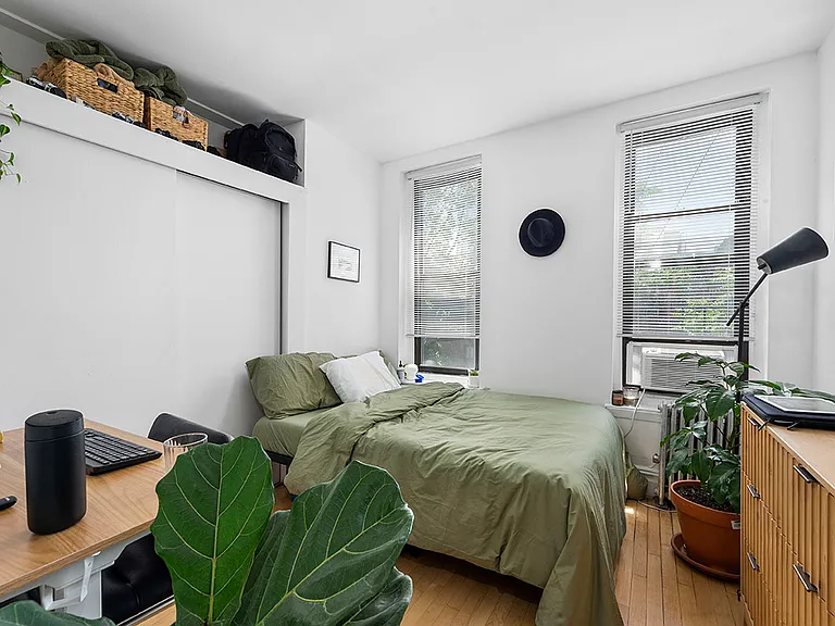 326 E 94th St #5W — Photo 6