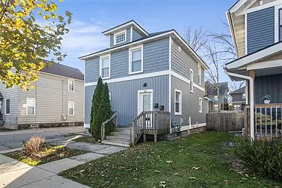 353 Atlas Ave SE (Sonal) - 2 — Photo 2
