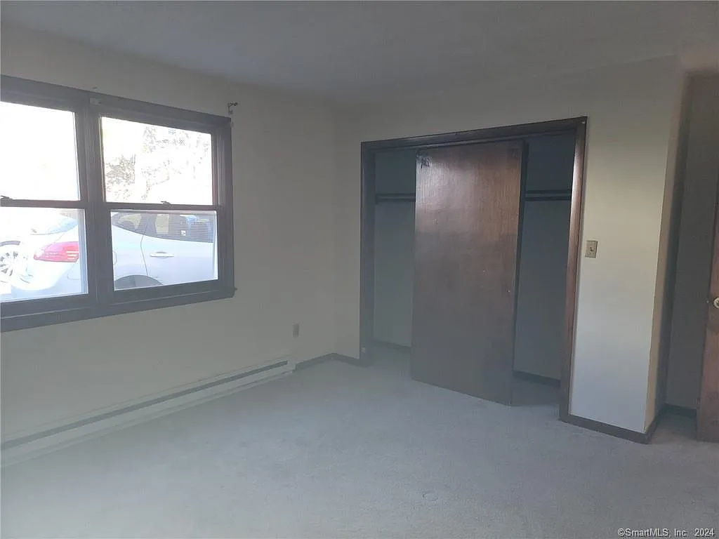 2 bed, 1000 sqft, $1,400 — Photo 4