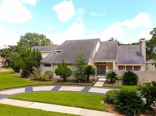 1719 Hodge Lake Ln, Sugar Land, TX 77478
