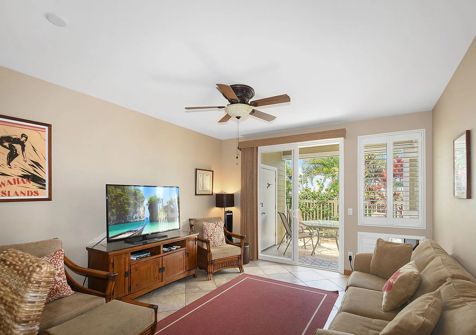 Turnkey - Luxury 2bed/2ba Fully Furnished Condo Available! — Photo 3
