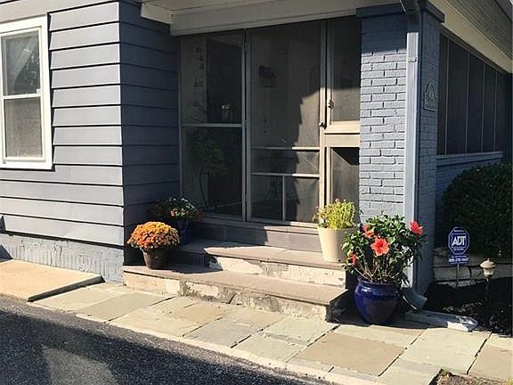 4th image of 4836 N Park Ave