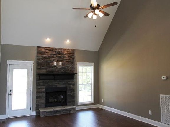 2nd image of 25 Easthaven Lot 25