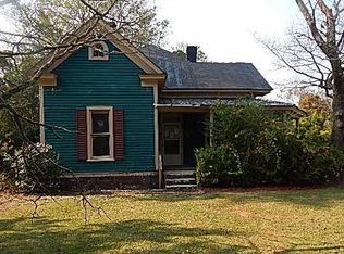 301 Woodard St, Kenly, NC 27542