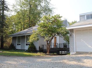 2432 Norton Rd, Howell, MI 48843