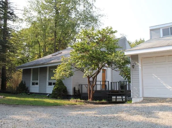 2432 Norton Rd, Howell, MI 48843