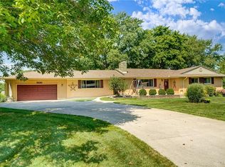 6230 Petzoldt Dr, Tipp City, OH 45371