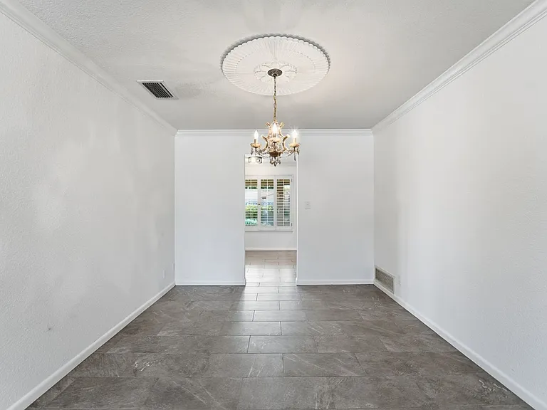 2051 E Hermosa Dr — Photo 23