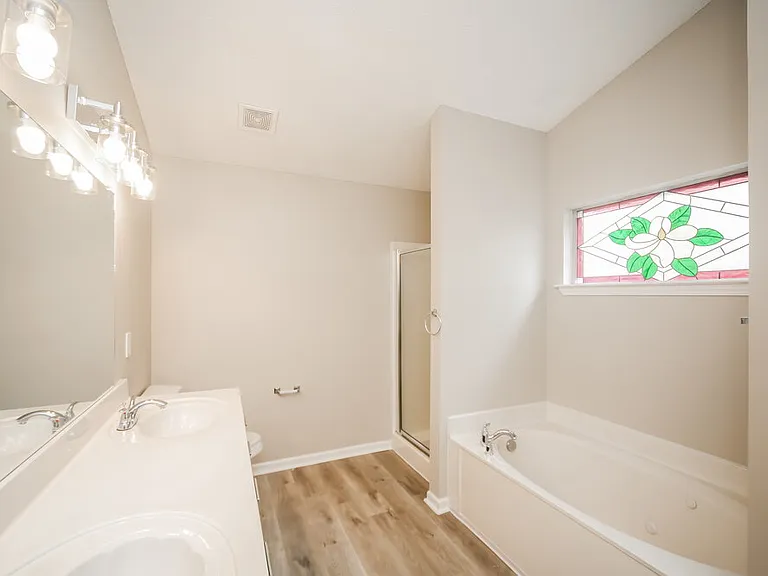 8202 Martin Dr — Photo 10