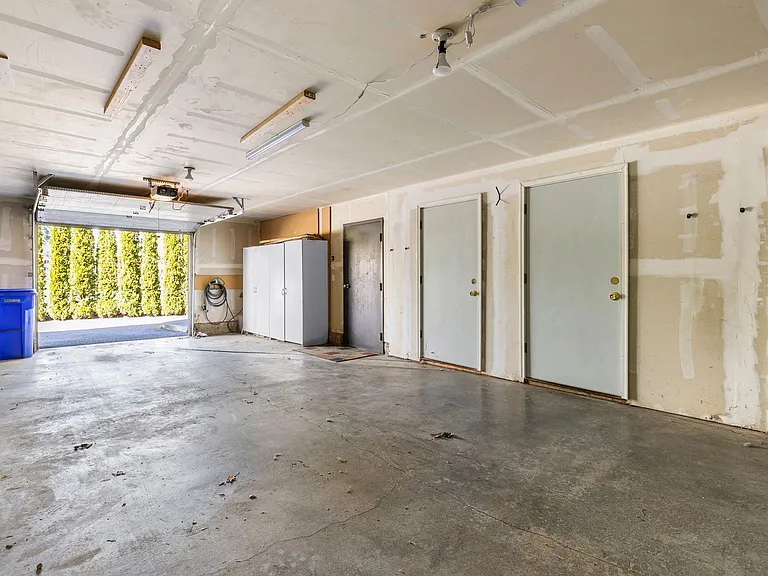 9746 SW 34th Pl #7 — Photo 20