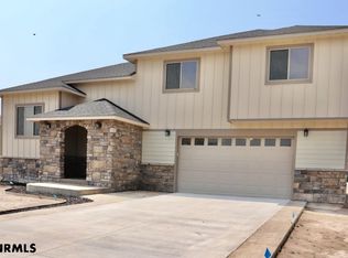 605 3rd St, Gering, NE 69341