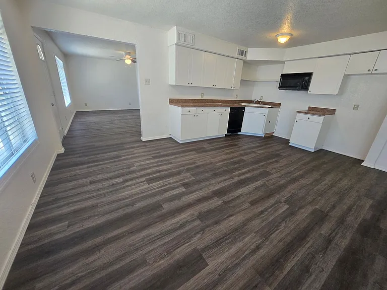 8 Aspen Pl — Photo 16