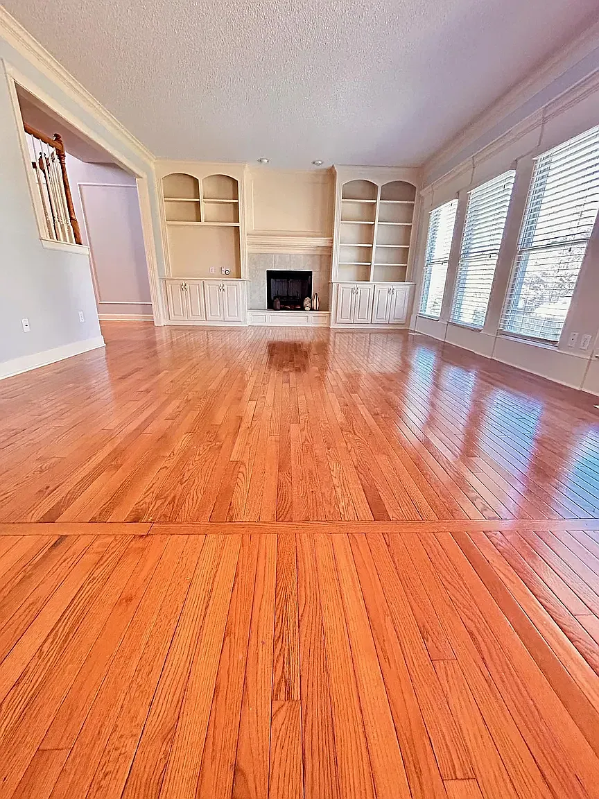 4 bed, 2660 sqft, $2,750 — Photo 3