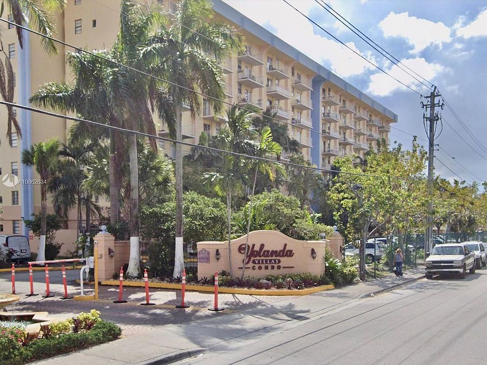 1st image of 4550 NW 9th St APT 318E