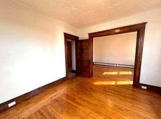 68 Newton St #4-R, Holyoke, MA 01040