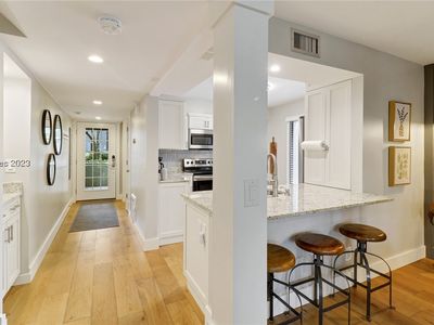 6 Lighthouse Ln APT 901, Hilton Head Island, SC, 29928