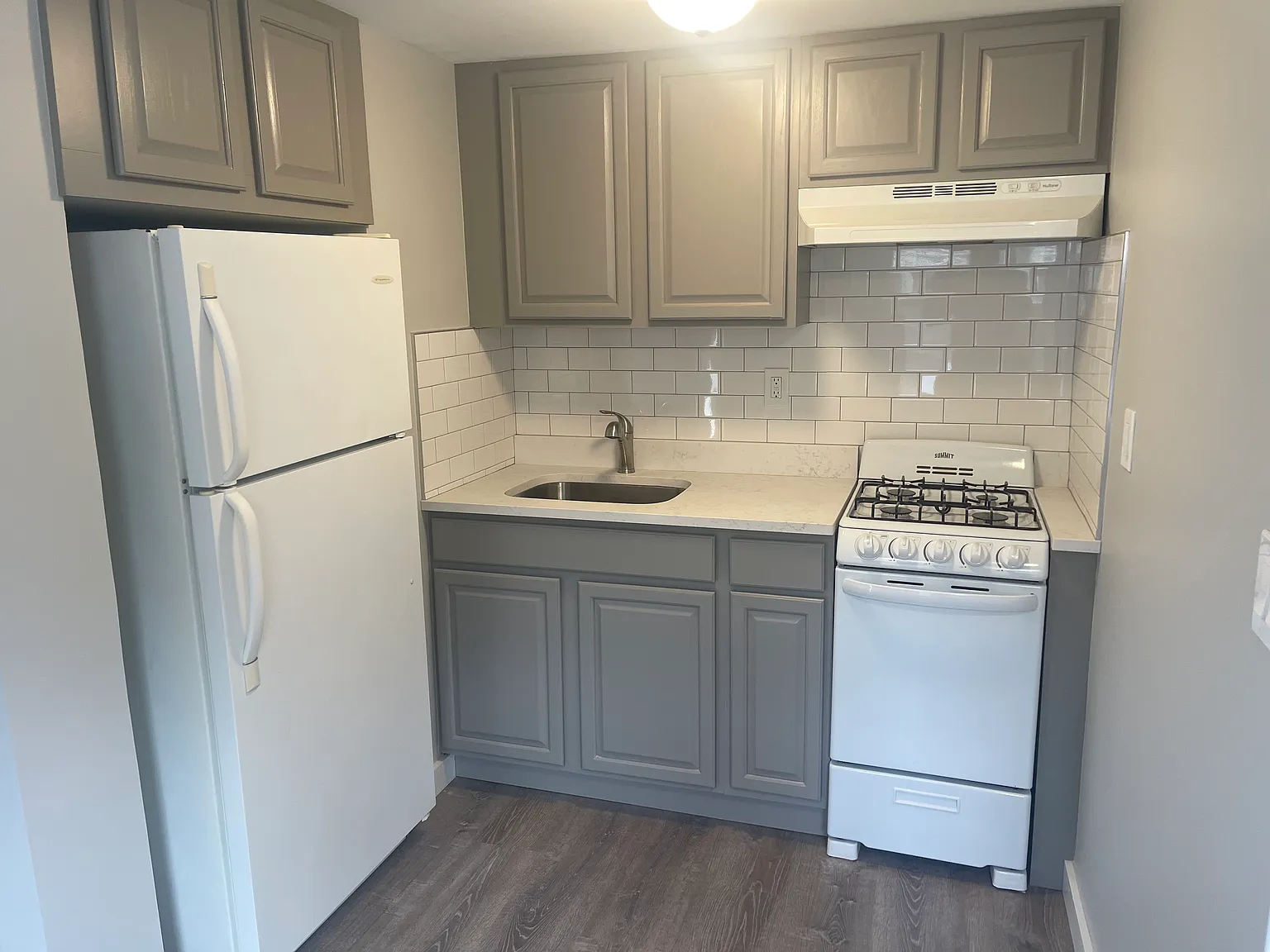 1 bed, 650 sqft, $1,825 — Photo 3