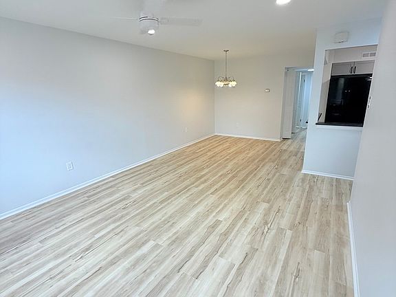 4th image of 12062 Abby Rd Floor 2