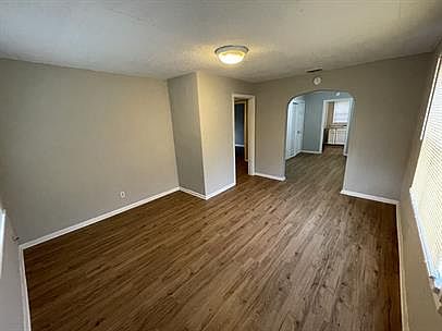 5th image of 1783 Helena St #1
