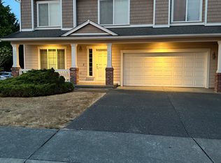 1406 231st Ave SE, Sammamish, WA 98075