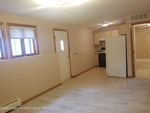 5th image of 312 Vineland Ave #2