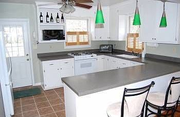 4th image of 207 Cork Dr