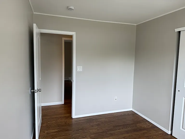 266 Edward Ave #2 — Photo 9