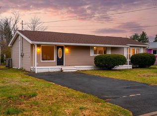 14 Tobermory Rd, Dartmouth, NS B2X1Z5