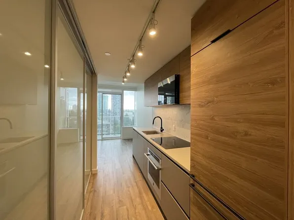 13428 105th Ave, Surrey, BC