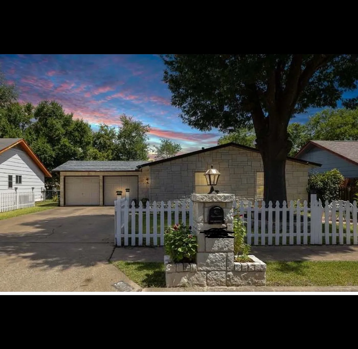 9907 Woodstock Dr — Photo 1