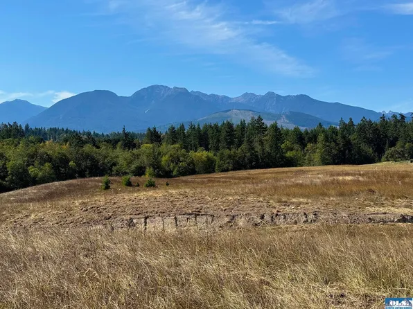 11 Olympic Mdws, Pt Angeles, WA 98362