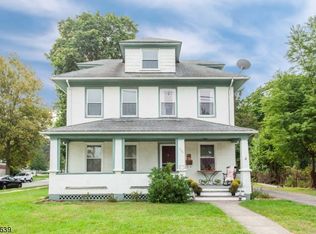126 Lenox Ave, Pompton Lakes, NJ 07442