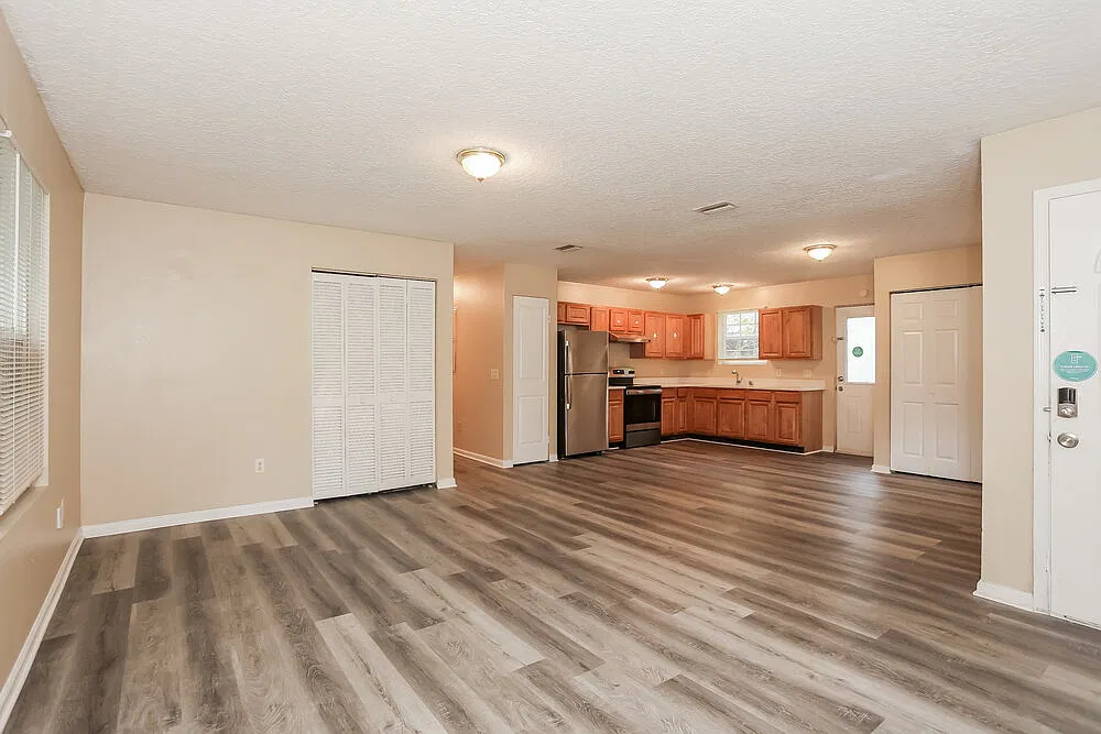 4 bed, 2.0 bath, 1288 sqft, $1,480 — Photo 4