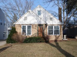 318 16th Ave SW, Rochester, MN 55902