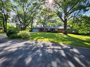 1038 Winwood Dr, Saint Louis, MO