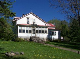 E5158 Maple Hill Rd, Ironwood, MI 49938