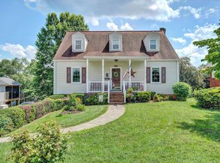 1105 Halliahurst Ave, Vinton, VA 24179