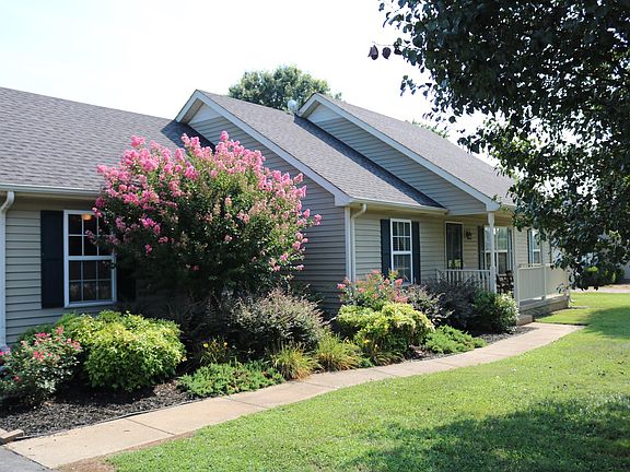 3rd image of 130 Ziffell Dr