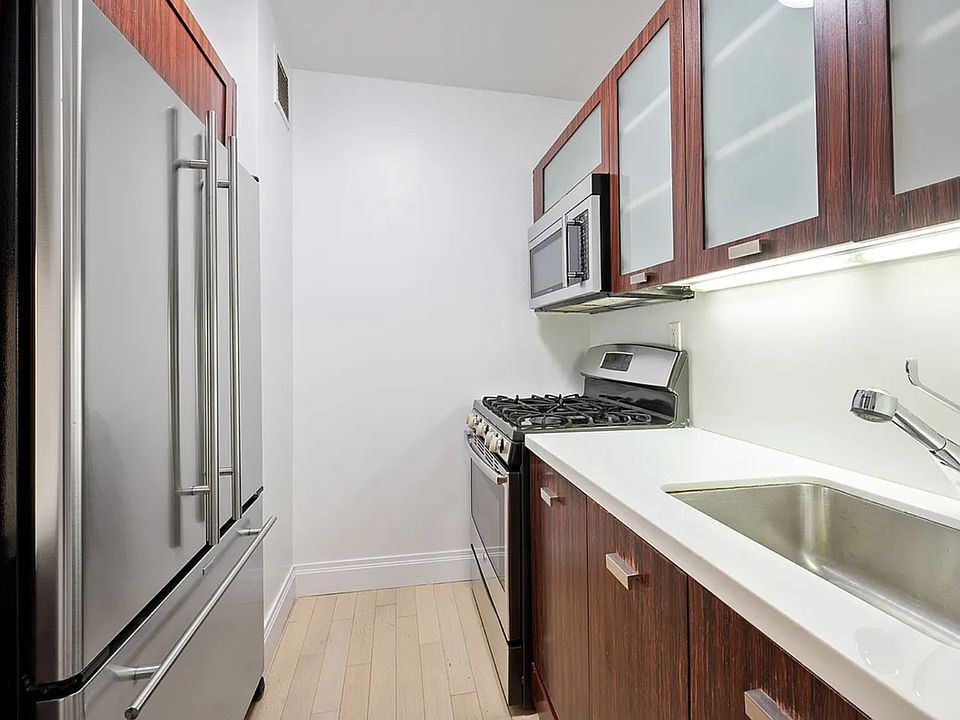2nd image of 157 E 32nd St #15E