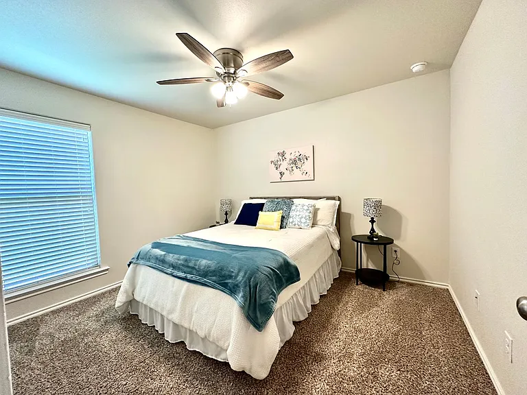 13804 Uvalde Ave — Photo 9