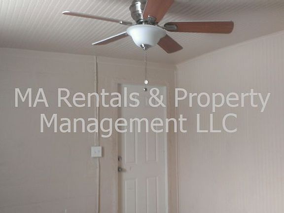 3rd image of 2243 Henderson Ave APT A
