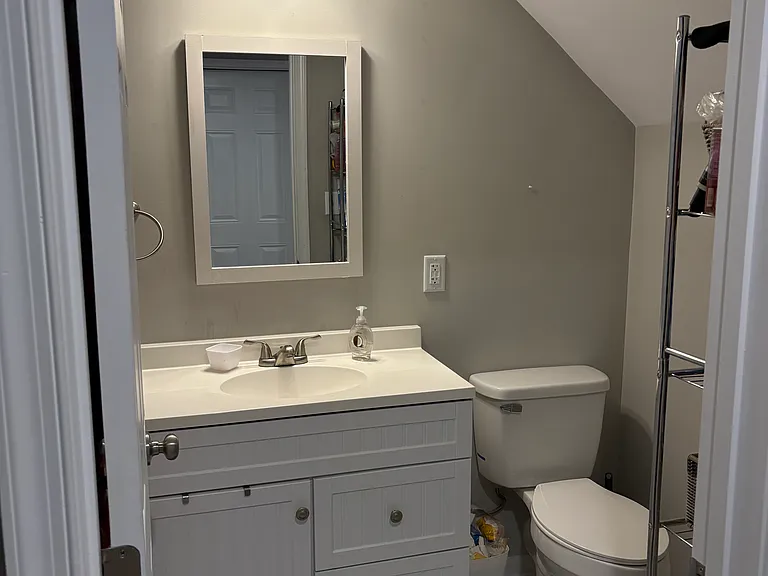 521 Mantle Dr — Photo 14