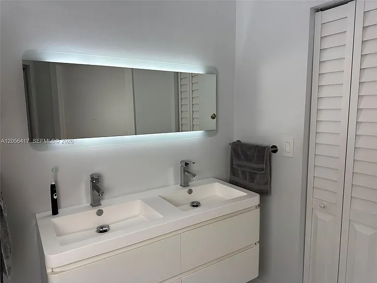 888 Brickell Key Dr #700 — Photo 13