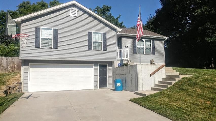 1st image of 2402 Shirley Dr