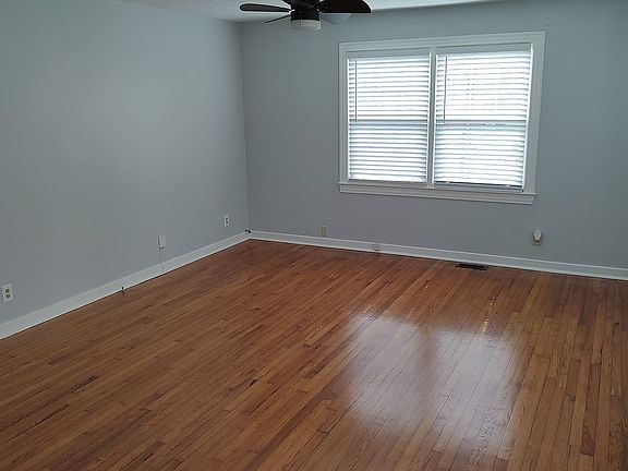2nd image of 3005 Conner Dr APT 1