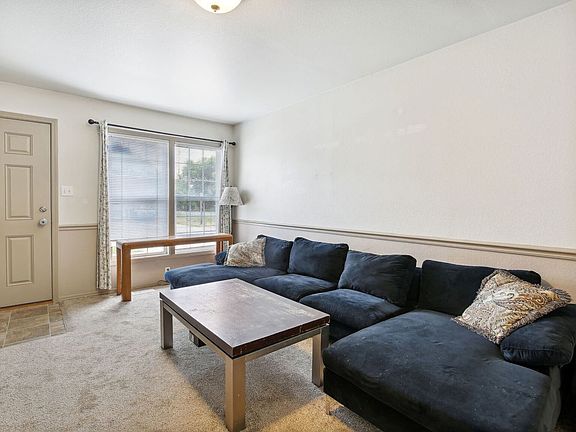 2nd image of 805 S Sunny Ln