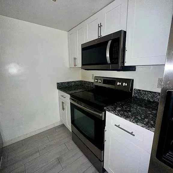 922 Lake Destiny Rd #C — Photo 9