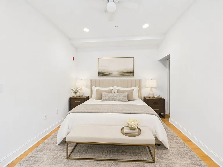 1621 Green Street — Photo 10