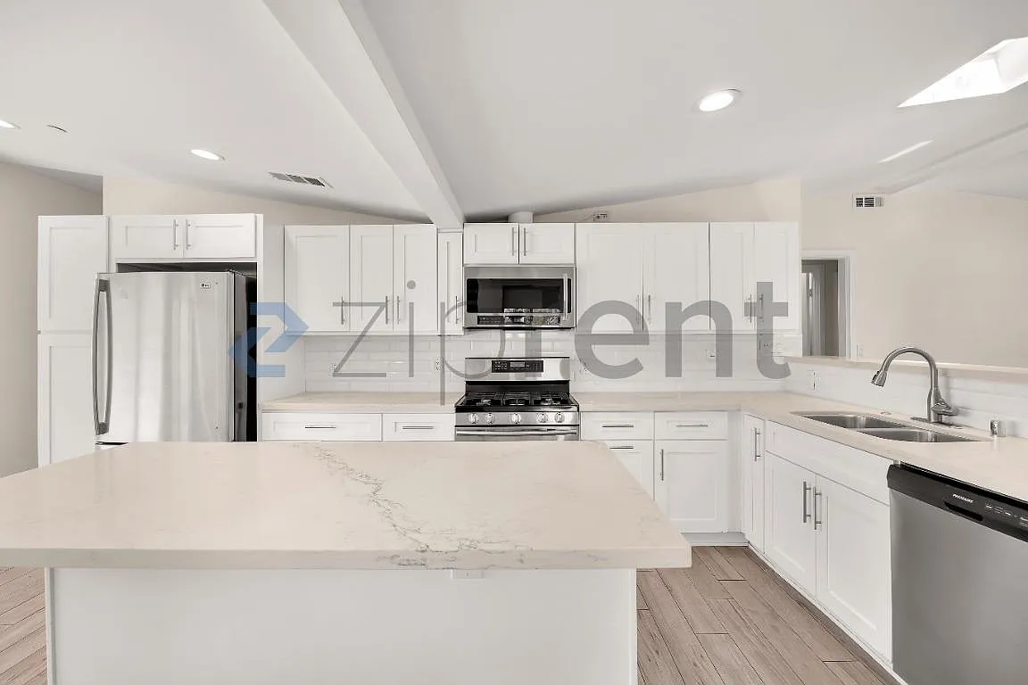 4 bed, 1800 sqft, $5,000 — Photo 4