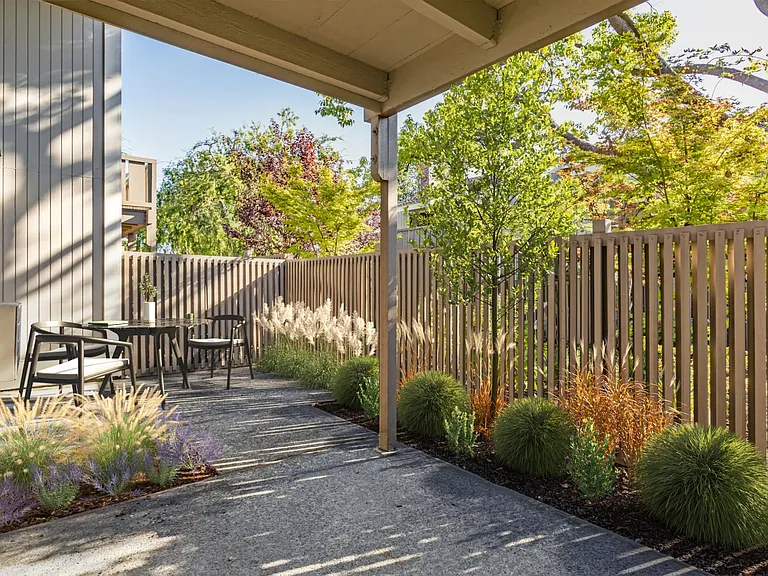 Glenbrook Apartments — Photo 47